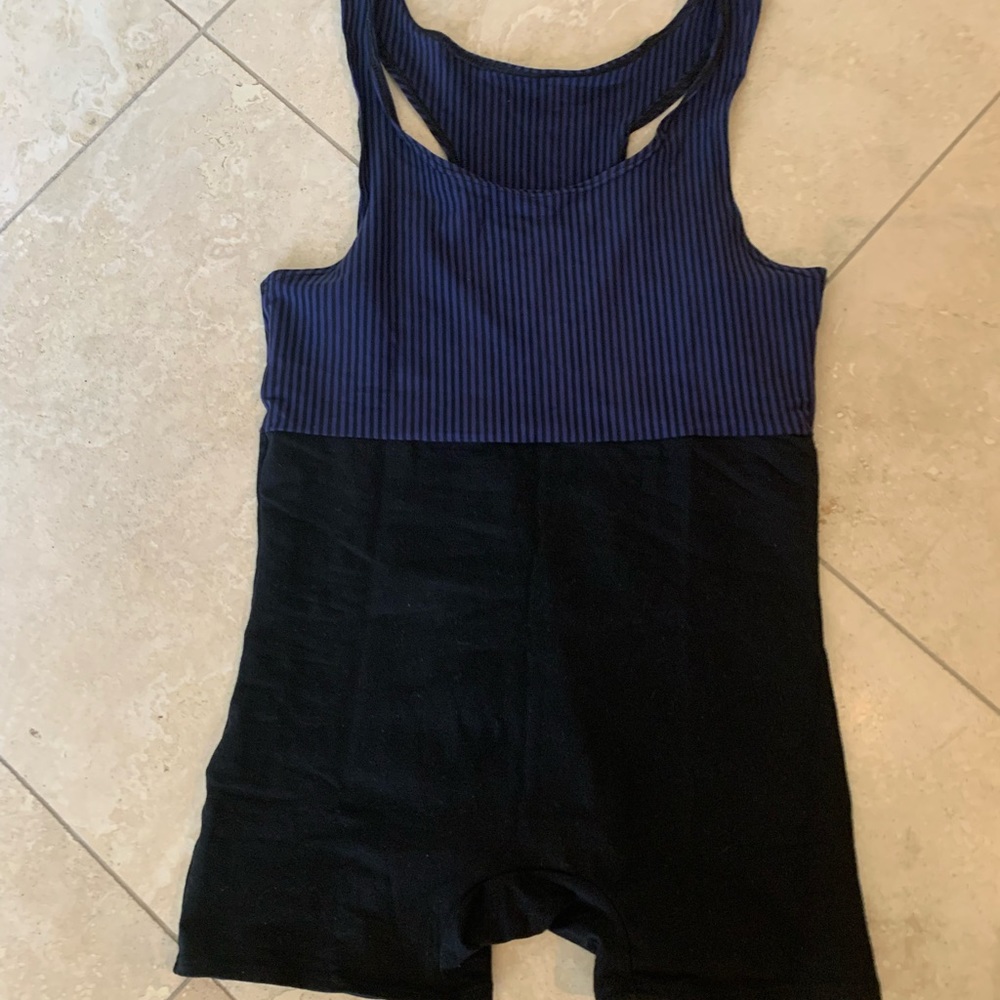 Workout Tank/Shorts - Navy/ Black Stripe X070*